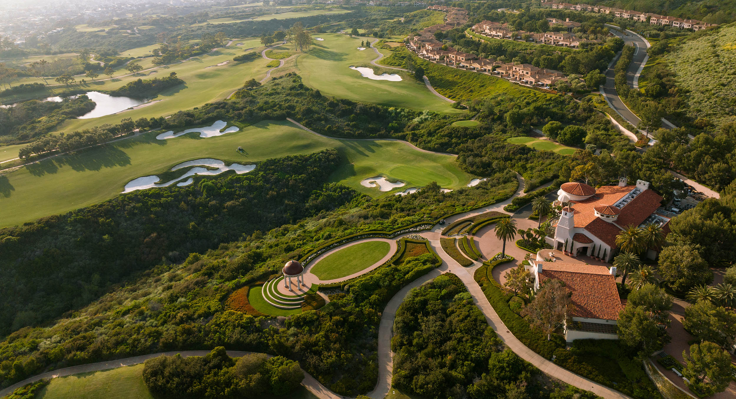 pelican hill golf club course and resort